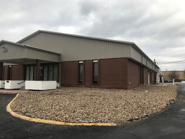 885 W Liberty St, Medina, OH à louer - Photo de l’immeuble – Image 3 sur 3