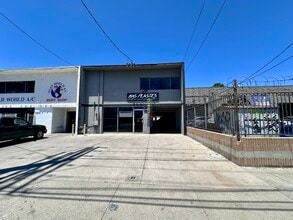 14229 Oxnard St, Van Nuys, CA à louer Photo intérieure– Image 2 sur 18