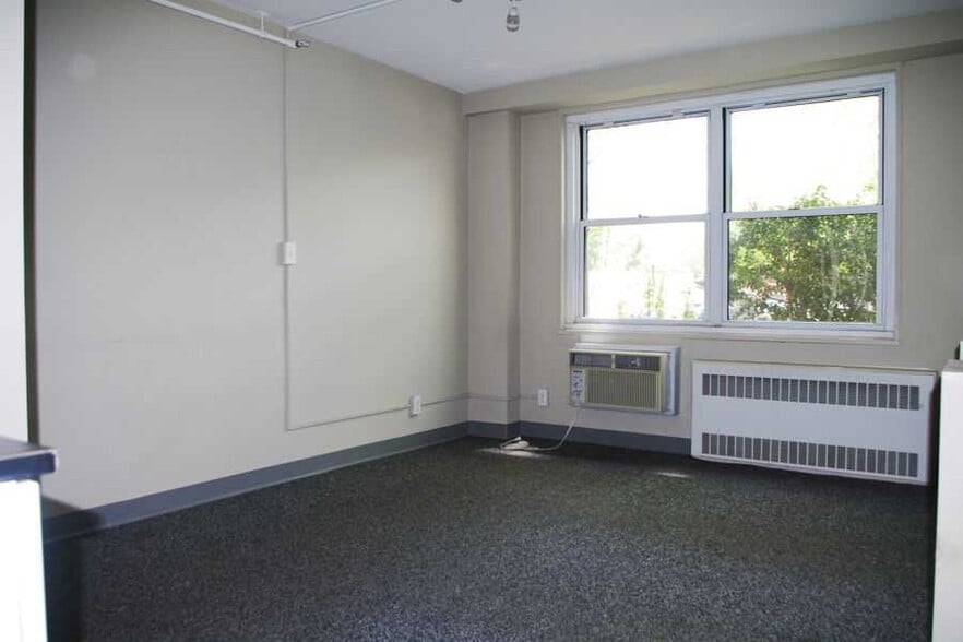 1425-1435 Bedford St, Stamford, CT à louer - Photo intérieure – Image 3 sur 7
