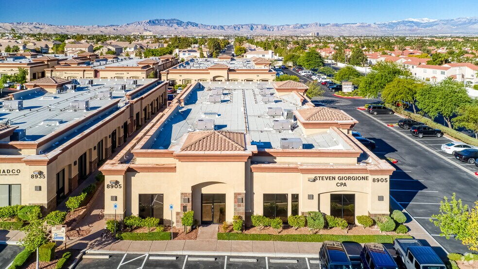 8905 S Pecos Rd, Henderson, NV à vendre - Photo de l’immeuble – Image 2 sur 10
