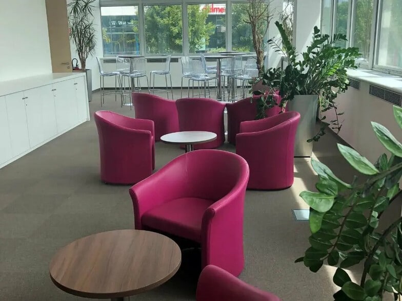 Bureau dans Bezons à louer - Photo de l’immeuble – Image 2 sur 7