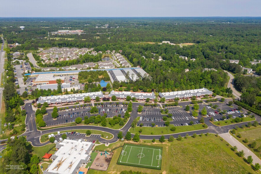 Woodlake Commons loop, Midlothian, VA à vendre - Aérien – Image 2 sur 6