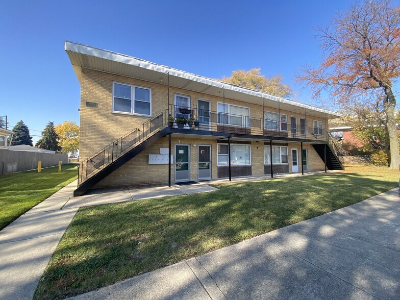 5338 S Kenneth Ave, Chicago, IL à vendre - Photo de l’immeuble – Image 3 sur 10