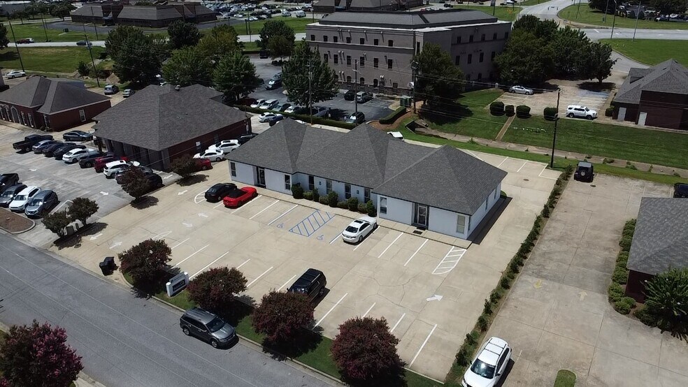 440 St Lukes Dr, Montgomery, AL à louer - Photo de l’immeuble – Image 2 sur 5