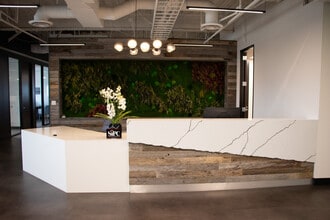 5619 Dtc Pky, Greenwood Village, CO à louer Photo intérieure– Image 2 sur 8