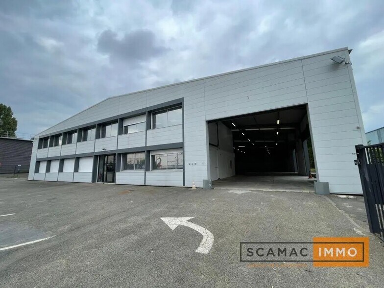 Industriel/Logistique dans Morangis à louer - Photo de l’immeuble – Image 2 sur 3