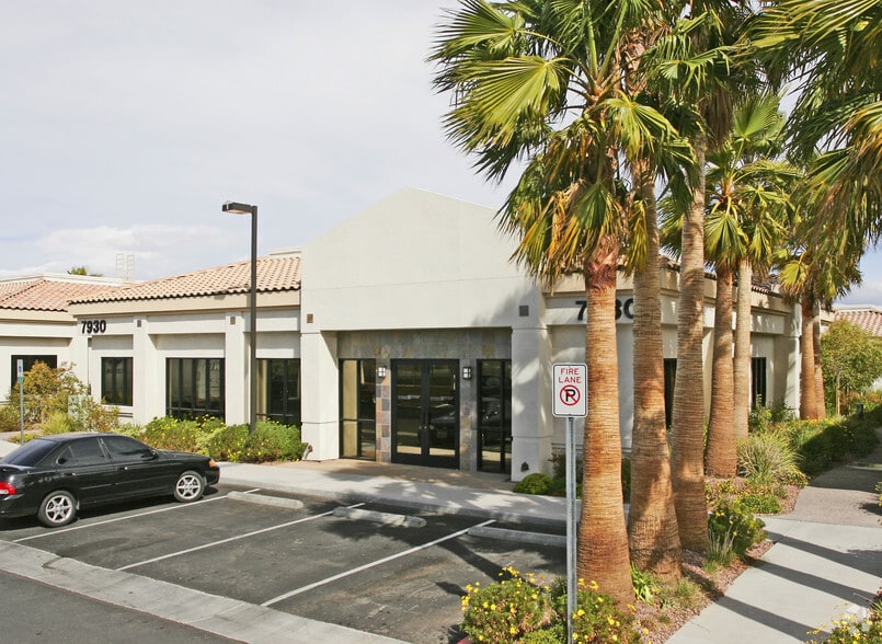 7930 W Sahara Ave, Las Vegas, NV à vendre - Photo de l’immeuble – Image 2 sur 16