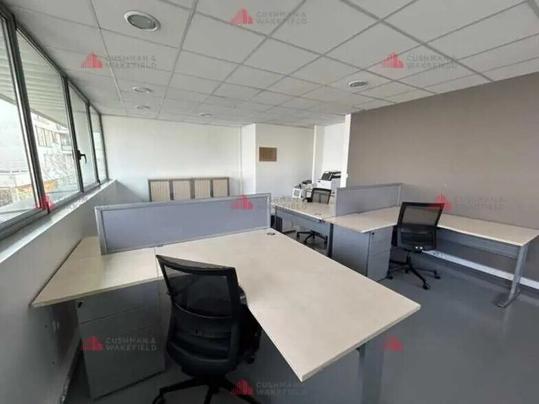 Bureau dans Dijon à louer - Photo de l’immeuble – Image 2 sur 4