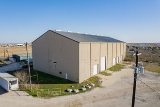 9092 Green Rd, Converse, TX à louer Photo intérieure– Image 1 sur 7