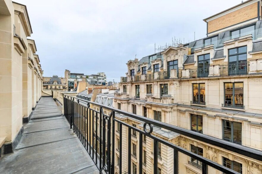 11 B Rue D'Aguesseau, Paris à louer - Photo de l’immeuble – Image 2 sur 12