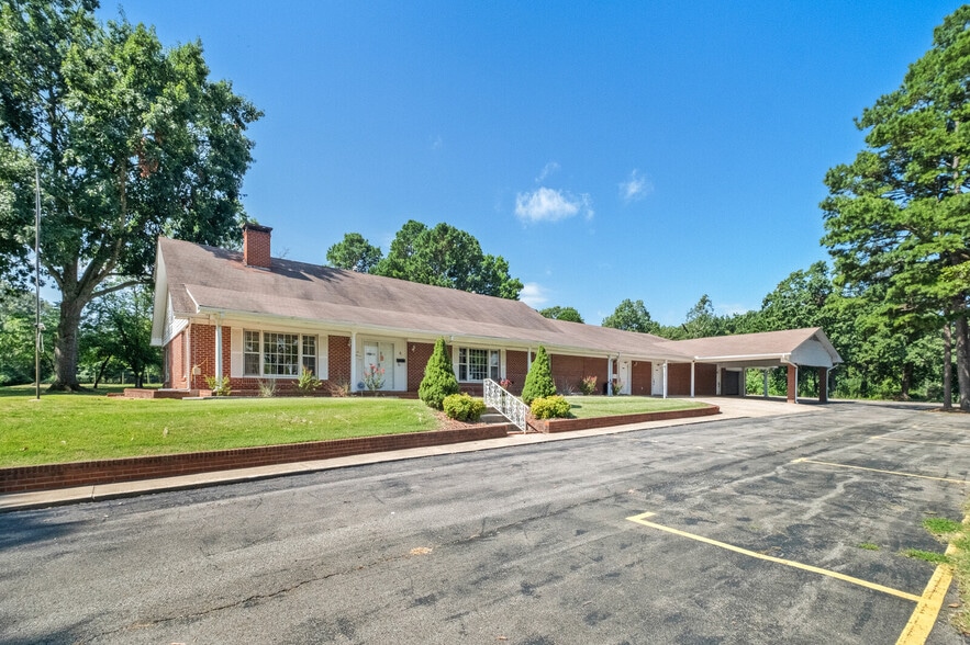 1400 Locust st, Stilwell, OK à vendre - Photo de l’immeuble – Image 2 sur 48