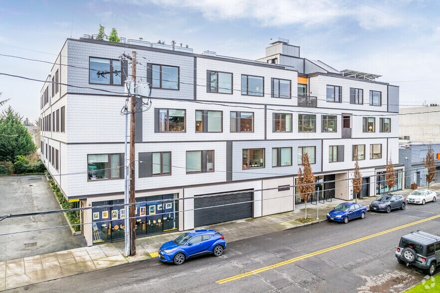 4252 SE Belmont St, Portland, OR à louer - Photo de l’immeuble – Image 3 sur 14