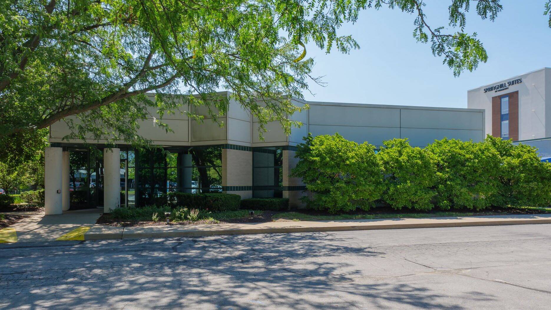 7631 W Jefferson Blvd, Fort Wayne, IN à vendre Photo de l’immeuble– Image 1 sur 4