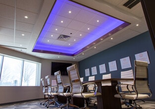 4900 Constellation Dr, White Bear Township, MN à louer Photo intérieure– Image 2 sur 4