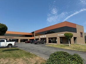 325 E George Hopper Rd, Burlington, WA à louer Photo intérieure– Image 1 sur 14