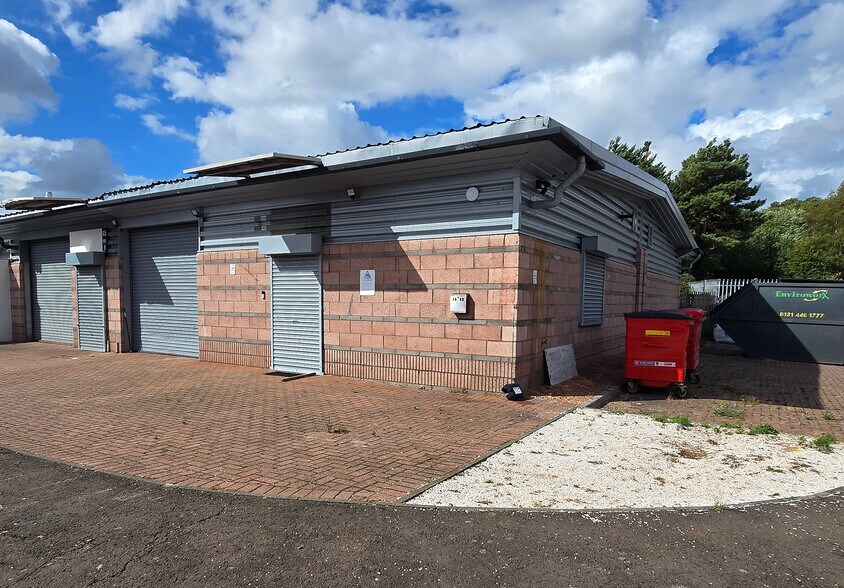 47-67 Peffer Pl, Edinburgh à louer - Photo de l’immeuble – Image 2 sur 12