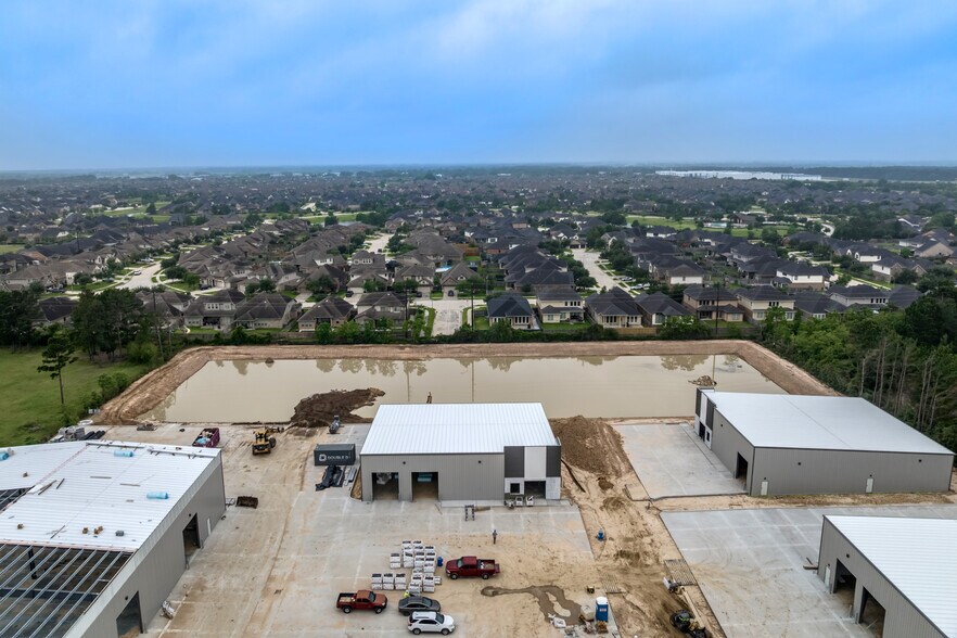 18909 Shaw Rd, Cypress, TX à vendre - Photo de la construction – Image 3 sur 4