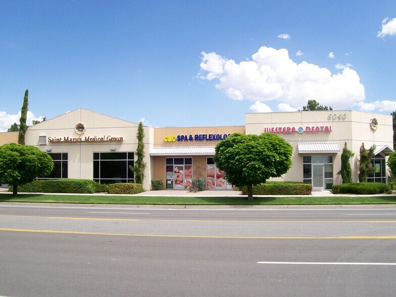 8040 S Virginia St, Reno, NV à louer - Photo de l’immeuble – Image 1 sur 4