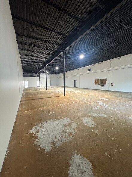 130 W Smith St, Corry, PA à louer - Photo de l’immeuble – Image 3 sur 11