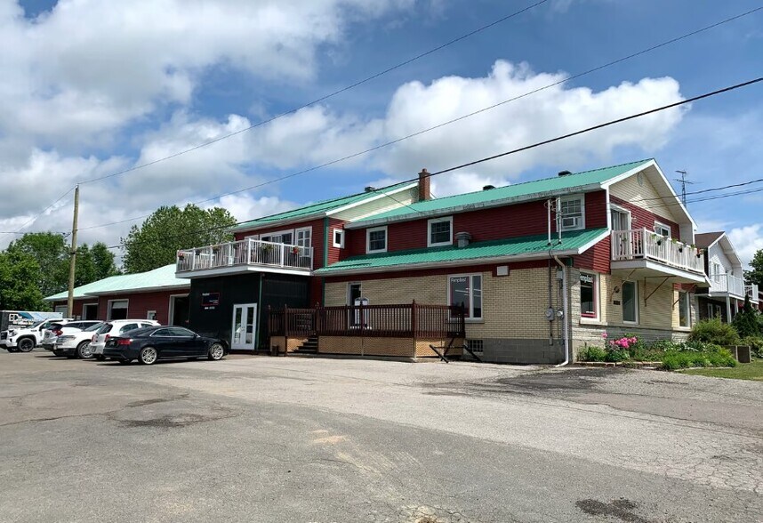 8145-8155 Boul Du Parc-Industriel, Bécancour, QC à vendre - Photo principale – Image 1 sur 1