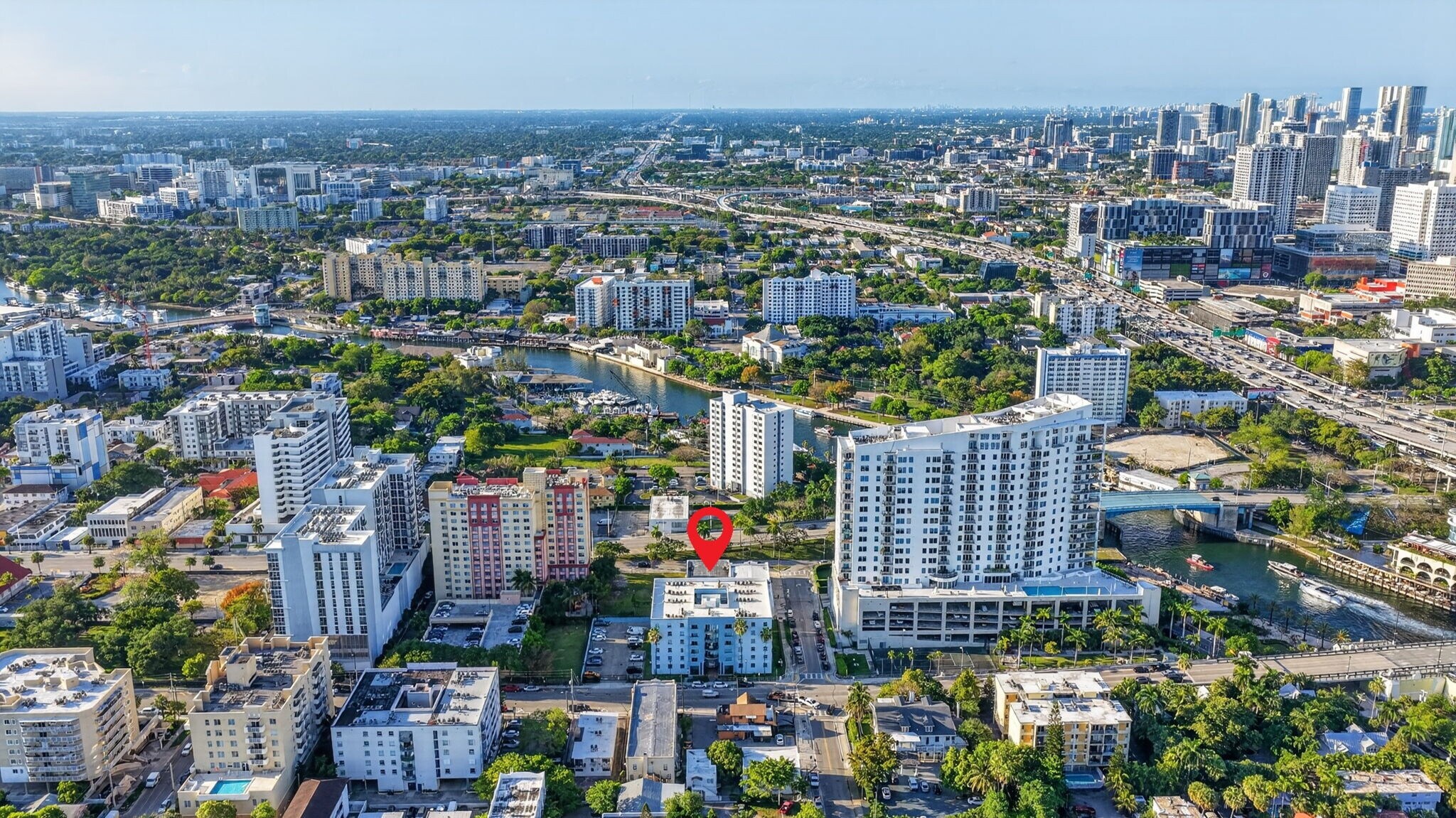 500 W Flagler St, Miami, FL à louer Photo principale– Image 1 sur 34