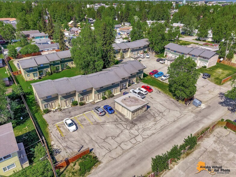 3806 Indiana St, Anchorage, AK à vendre - Photo de l’immeuble – Image 2 sur 10