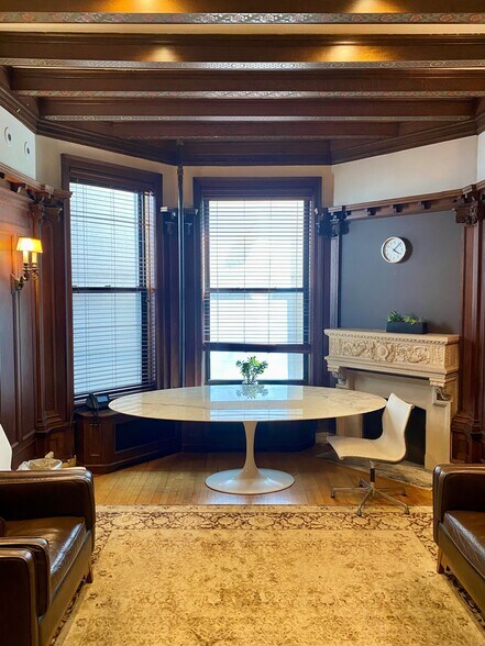 304 W 81st St, New York, NY à vendre - Photo de l’immeuble – Image 2 sur 2