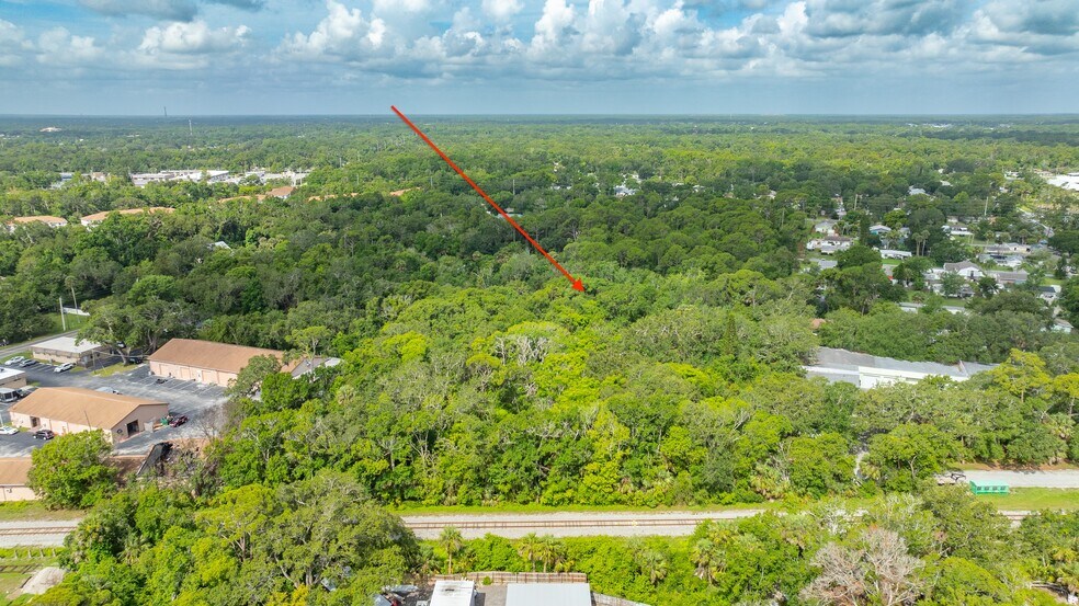 827 Railroad, Port Orange, FL à vendre - Photo de l’immeuble – Image 3 sur 31
