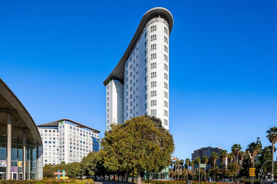 Avinguda de les Corts Valencianes, 58, València, Valencia à louer - Photo principale – Image 1 sur 5