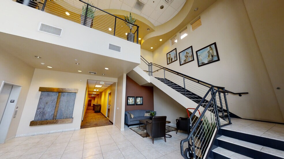 15950 N 76th St, Scottsdale, AZ à vendre - Photo intérieure – Image 3 sur 8