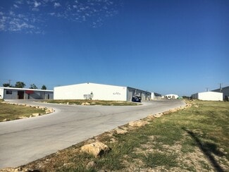 Plus de détails pour 9881 N Saginaw Blvd, Fort Worth, TX - Industriel/Logistique à louer