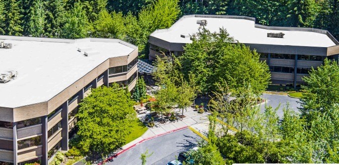 11808 Northup Way, Bellevue, WA à louer - Photo de l’immeuble – Image 2 sur 13