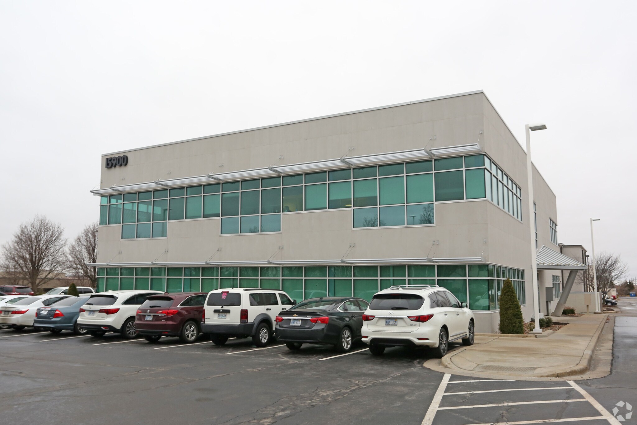 15900 College Blvd, Lenexa, KS à louer Photo de l’immeuble– Image 1 sur 12