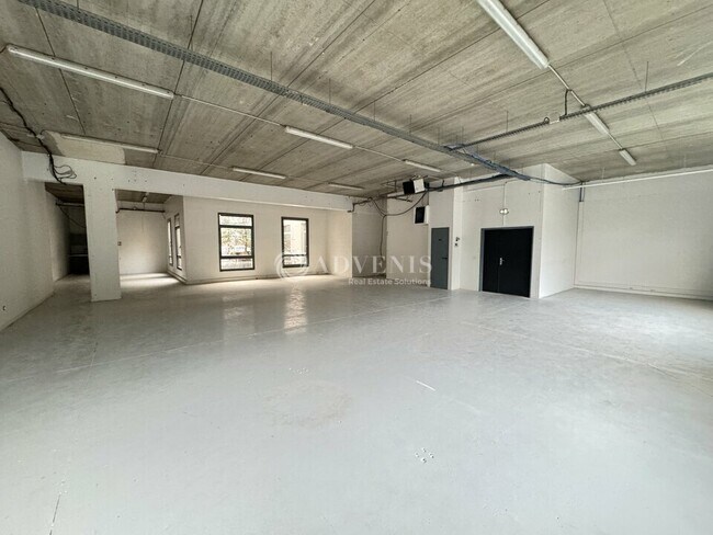 Plus de détails pour 163 Rue De La Belle Etoile, Roissy-en-France - Local d'activités à louer