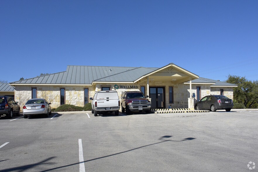 32665 N Us-281 Hwy, Bulverde, TX à louer - Photo de l’immeuble – Image 1 sur 3