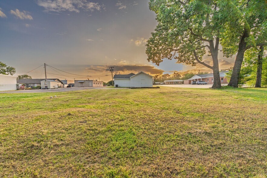 4527 Stonewall St, Greenville, TX à vendre - Photo de l’immeuble – Image 3 sur 14