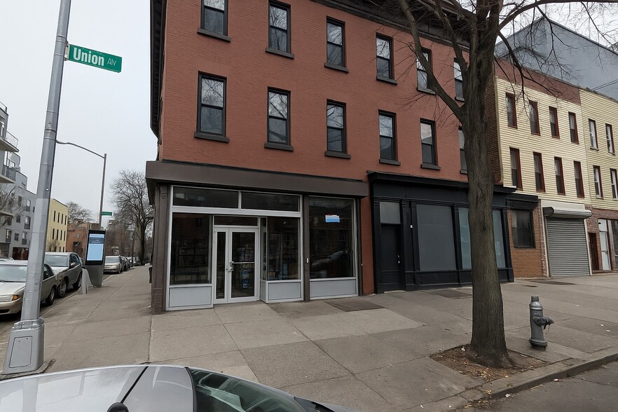 376 Union Ave, Brooklyn, NY à louer - Photo de l’immeuble – Image 2 sur 6