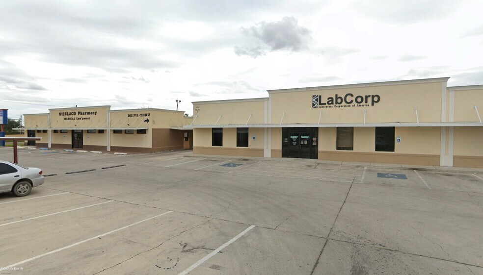 1102 S Airport Dr, Weslaco, TX à vendre - Photo de l’immeuble – Image 1 sur 4