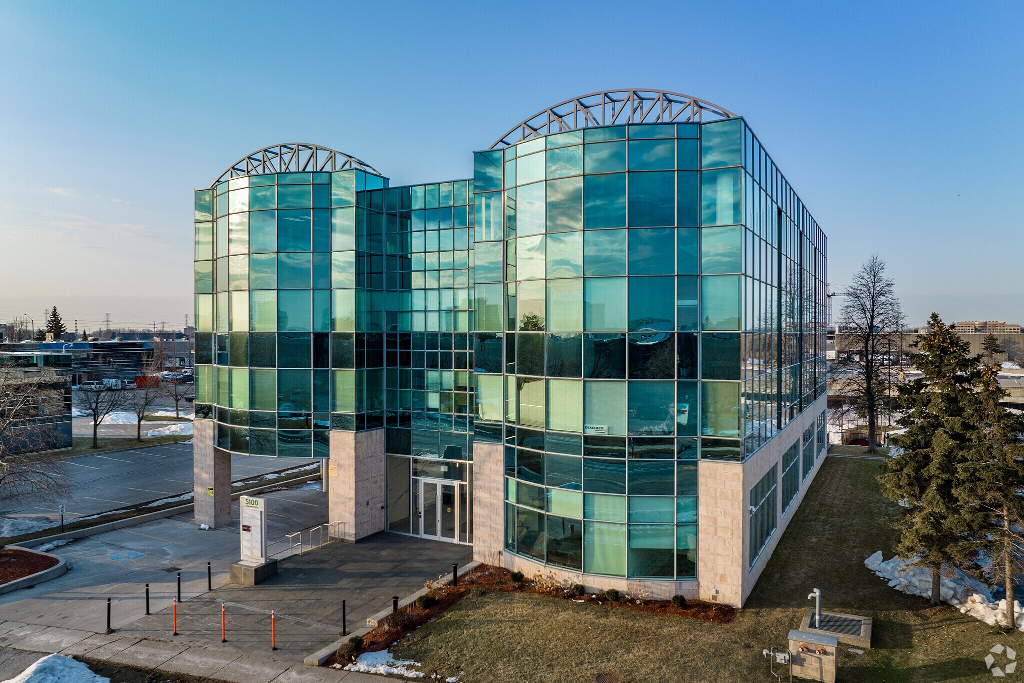 5100 Orbitor Dr, Mississauga, ON à louer Photo principale– Image 1 sur 13