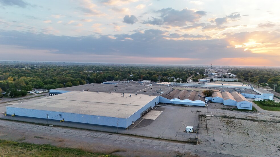 701 33rd Ave N, Saint Cloud, MN à louer - Photo de l’immeuble – Image 3 sur 20