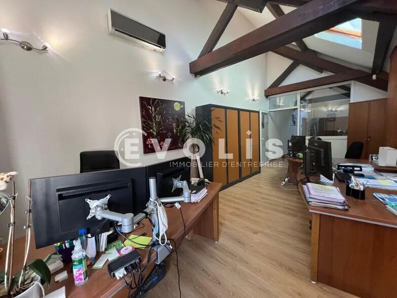 Bureau dans Les Ulis à vendre - Photo intérieure – Image 1 sur 15
