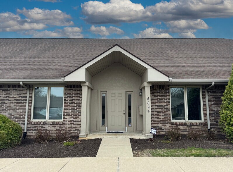 6624 Constitution Dr, Fort Wayne, IN à louer - Photo de l’immeuble – Image 3 sur 4