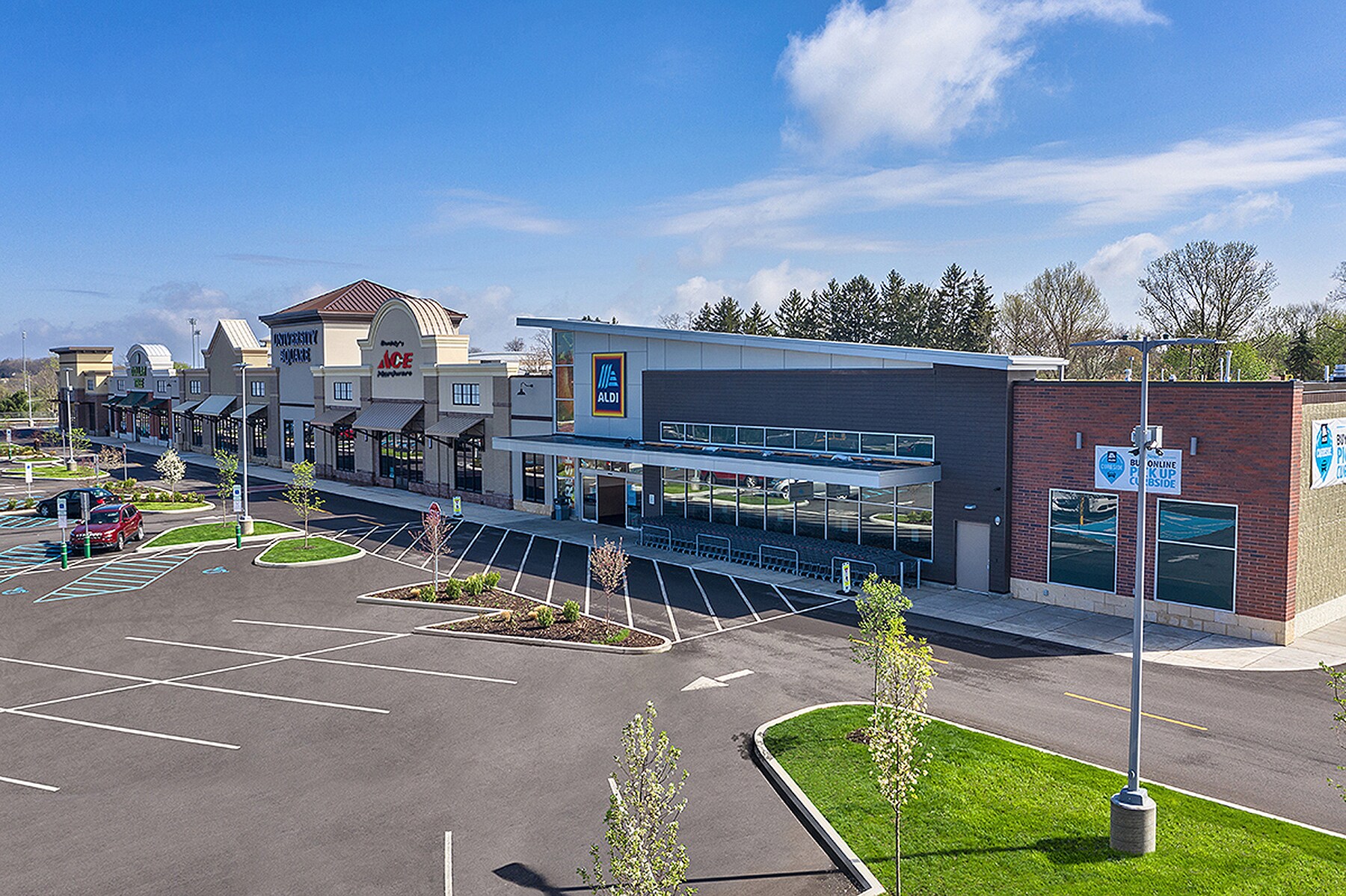 2830-2832 Gracy Center Way, Coraopolis, PA à louer Photo principale– Image 1 sur 16