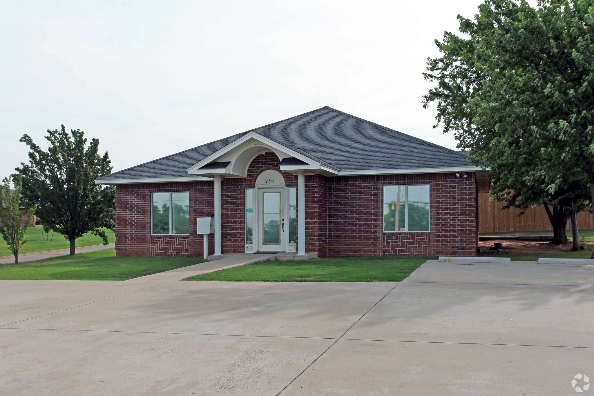 2314 N Green Ave, Purcell, OK à louer Photo principale– Image 1 sur 10