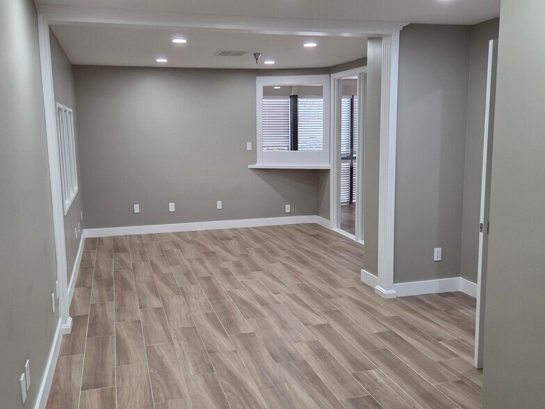 714 N Monterey St, Gilbert, AZ à louer - Photo de l’immeuble – Image 2 sur 24
