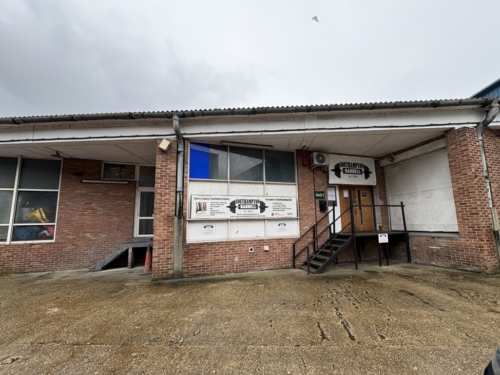 Manor House Av, Southampton à louer Photo principale– Image 1 sur 2