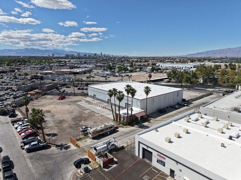 3250 Palm Pky, Las Vegas, NV à vendre - Photo de l’immeuble – Image 3 sur 21