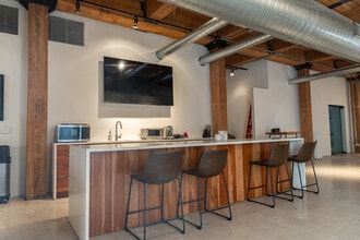 1113-1115 Locust St, Saint Louis, MO à louer Photo intérieure– Image 2 sur 17