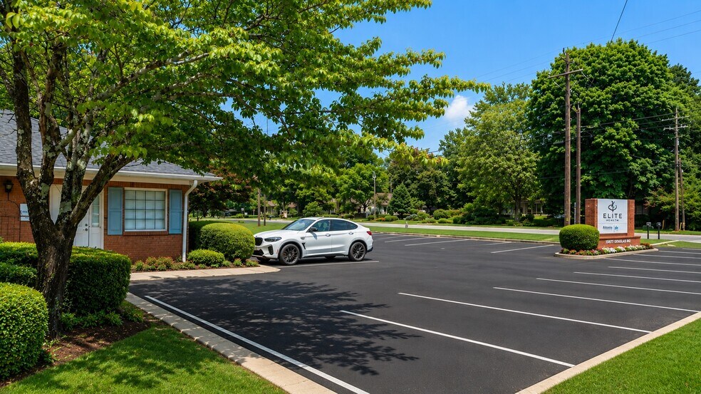 4905 Lavista Rd, Tucker, GA à vendre - Photo de l’immeuble – Image 3 sur 27