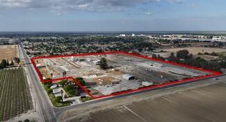 Plus de détails pour 2323 Dairy Ave & 1990 Pueblo Ave, Corcoran, CA - Terrain à vendre